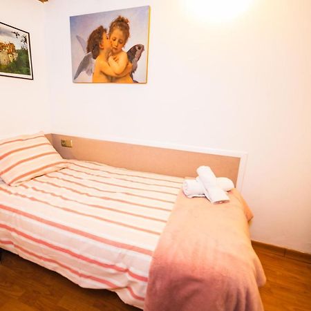 Rustic Poble Sec Apartment برشلونة المظهر الخارجي الصورة