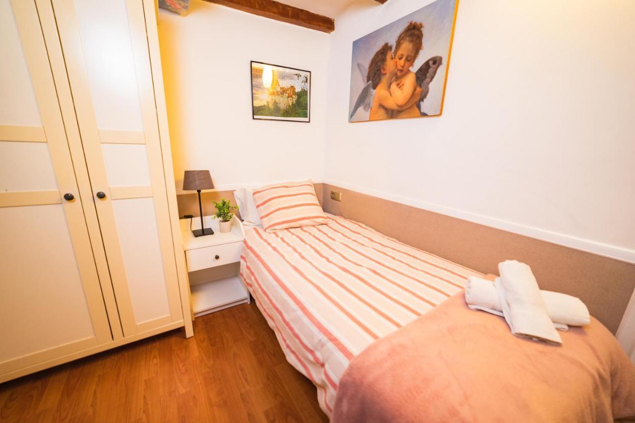 Rustic Poble Sec Apartment برشلونة المظهر الخارجي الصورة